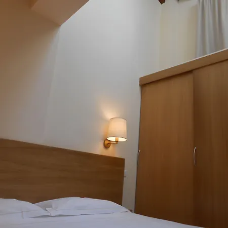 アトランティック 3* ボローニャ
