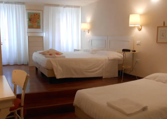 Atlantic Otel Bolonya