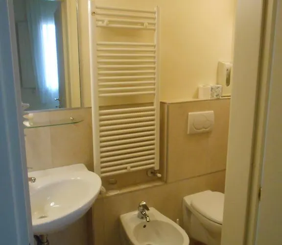 Atlantic Hotel Bolonia